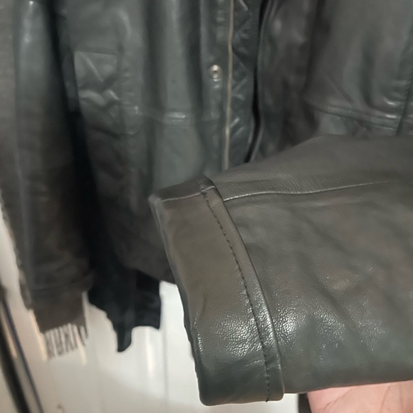 Gap Men’s Leather Jacket - Picture 4 of 4